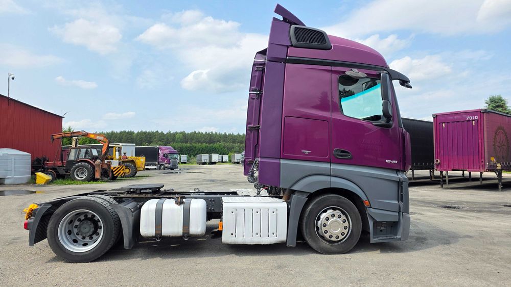 Mercedes Actros MP4 lowdeck mega 2016