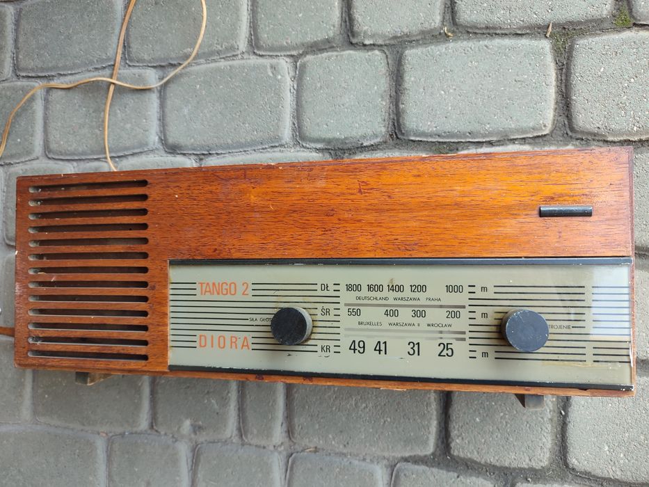 Radio Diora Tango 2 Zabytek PRL Lampowe