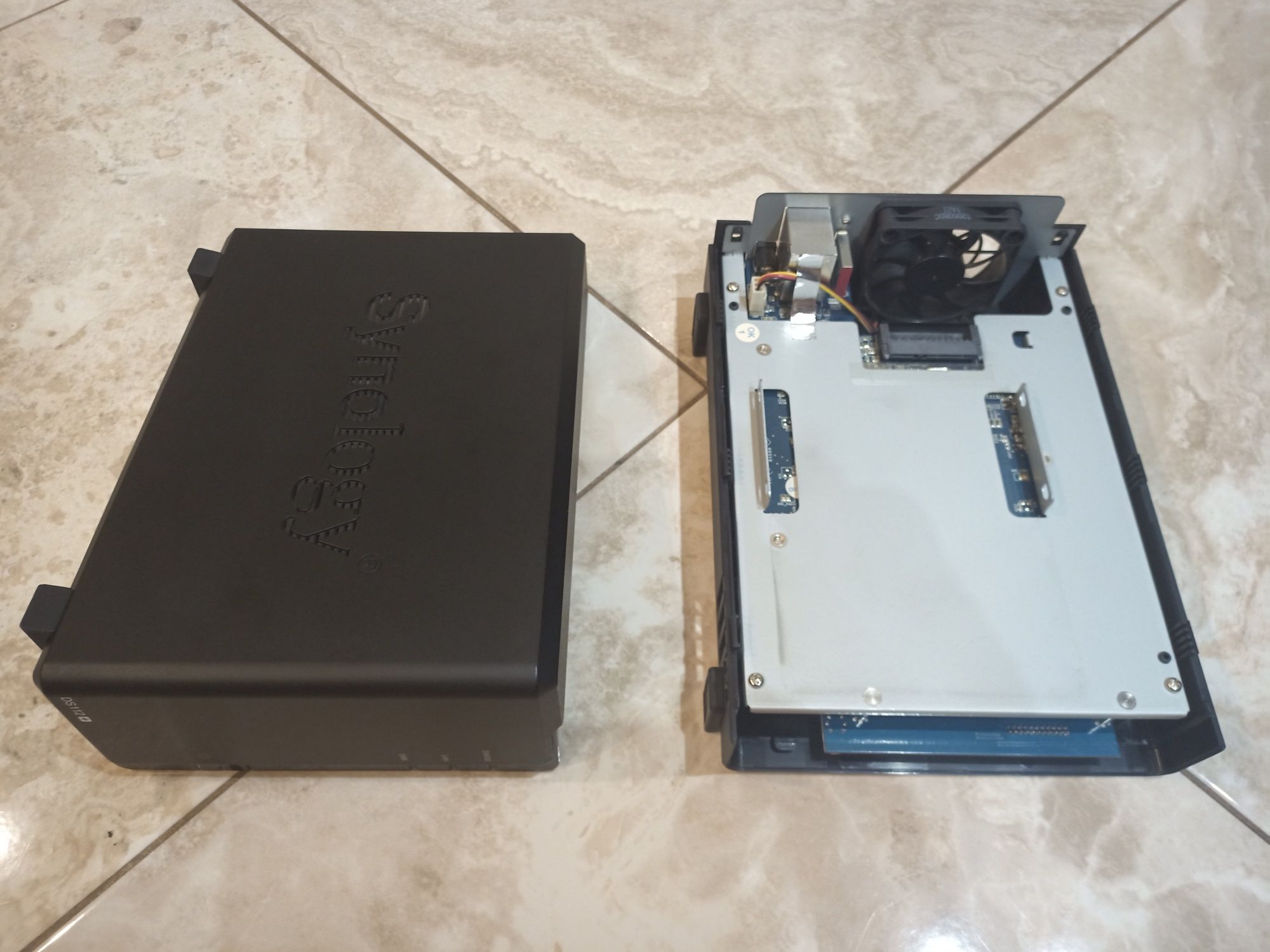 NAS Synology 112+.  Разборка, ремонт.