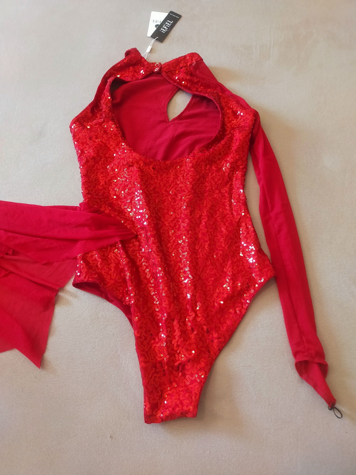 Vestido/fato de dança