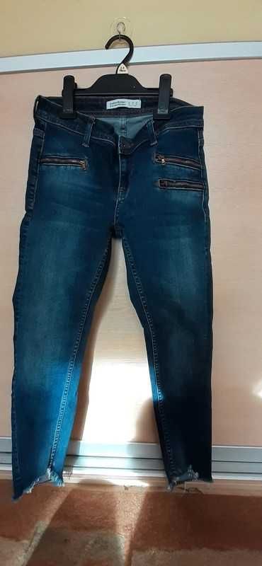 spodnie jeansy Zara