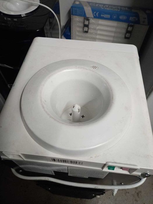 Кулер для води HotFrost V1133