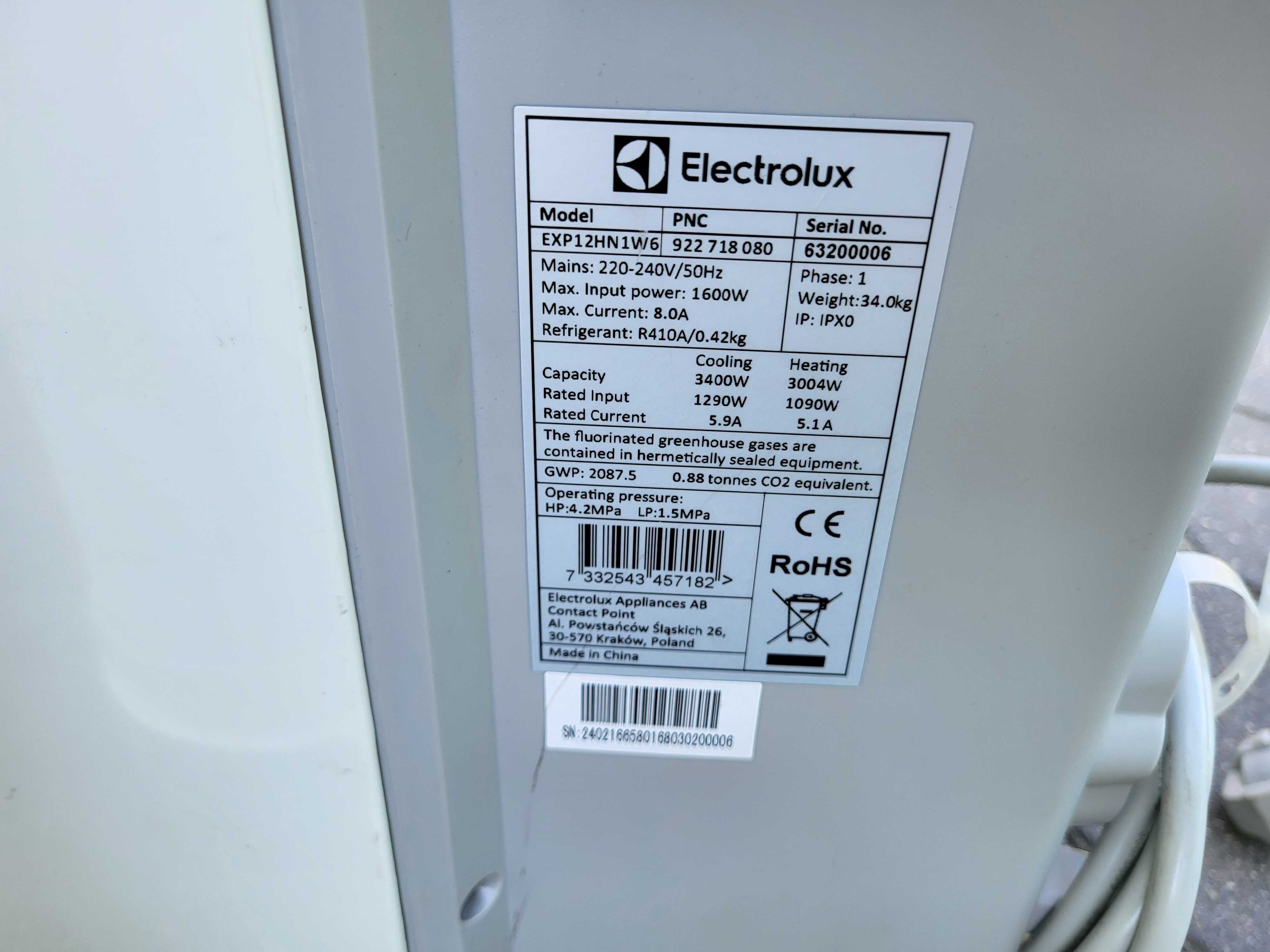 Klimatyzator ELECTROLUX EXP12HN1W6 przenośny na kółkach z pilotem rura