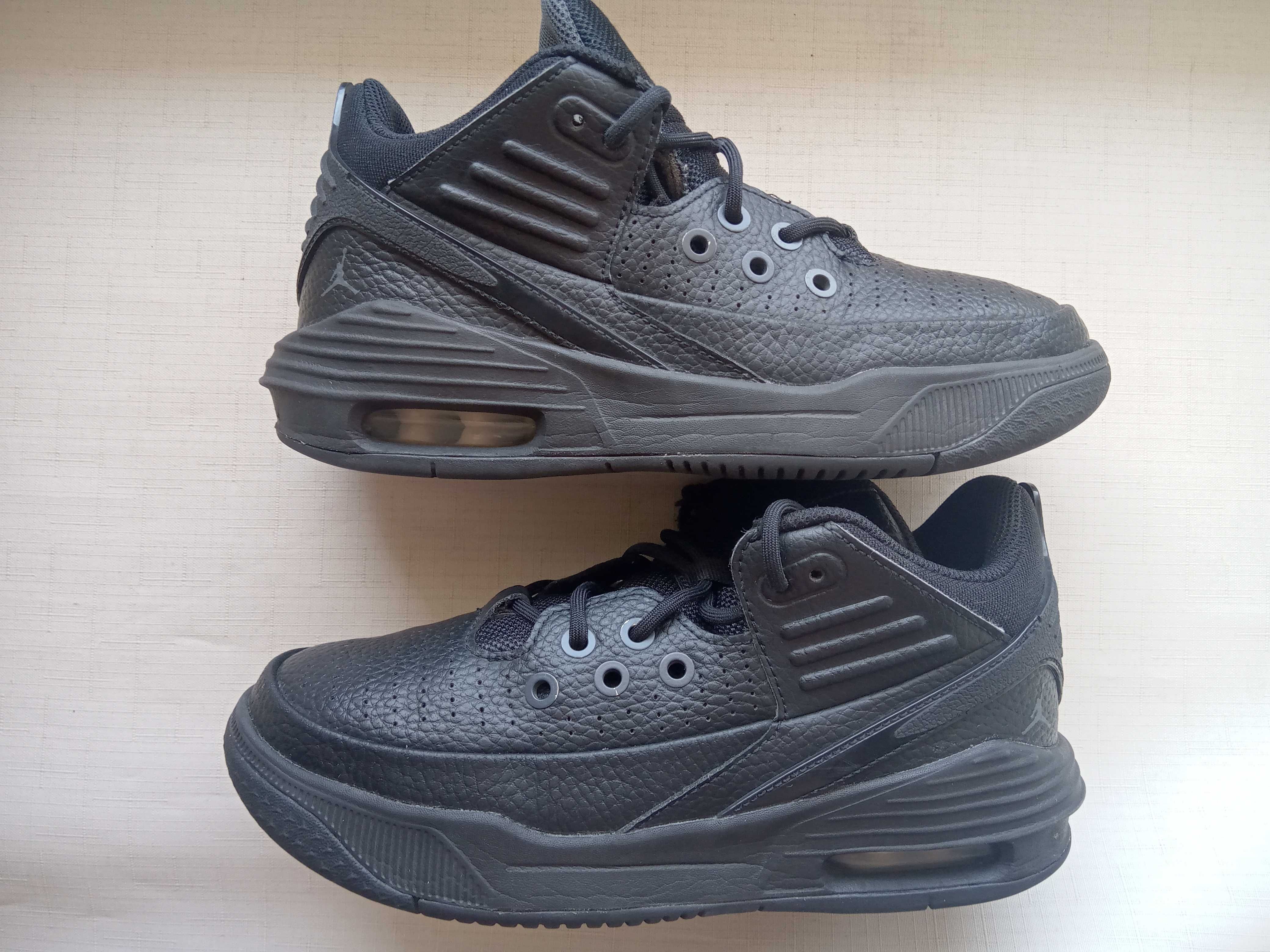 Buty Nike Jordan Max Aura 5 r 36.5