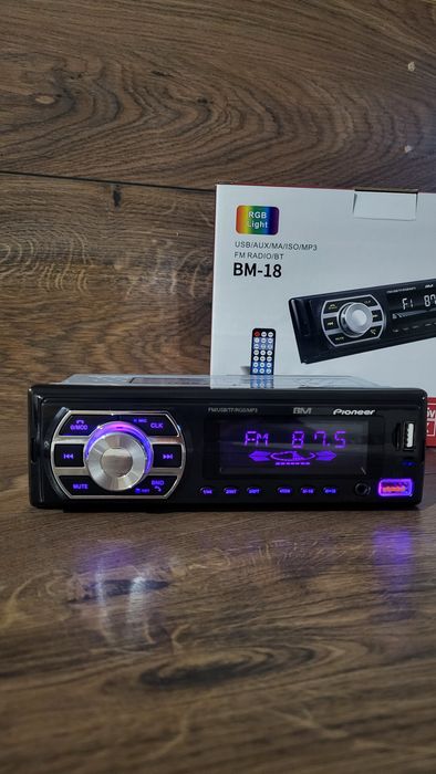 Bluetooth магнітола BM-18/USB/AUX/змінна підсвітка