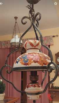 Lampa majolika ręcznie malowaną.