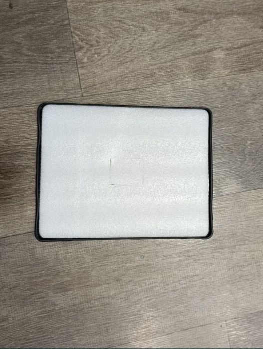 Продам новий чехол на iPad Pro 12-9 inch