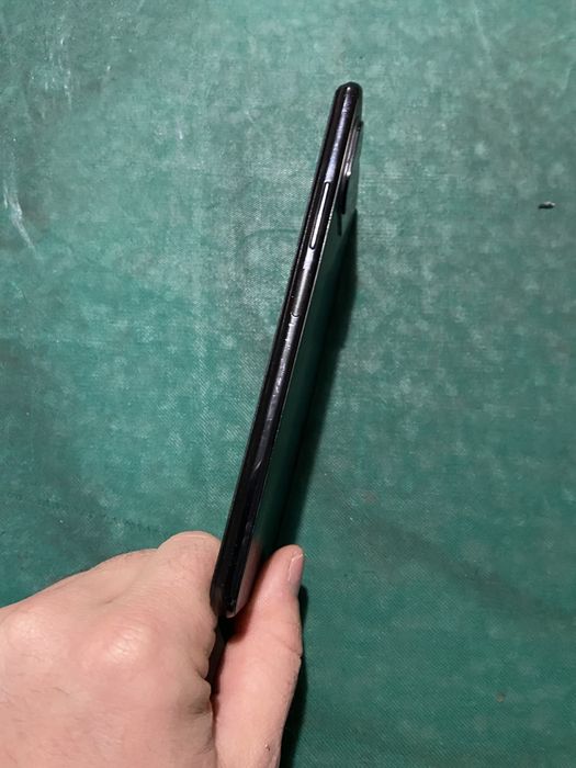 Продам ксіомі  м 11 лай 5 джі