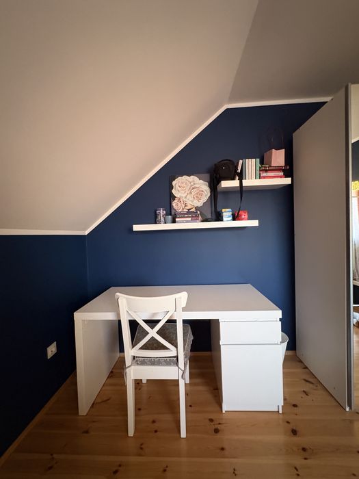 Biurko MALM Ikea, 140x65 cm w zestawie z krzesłem