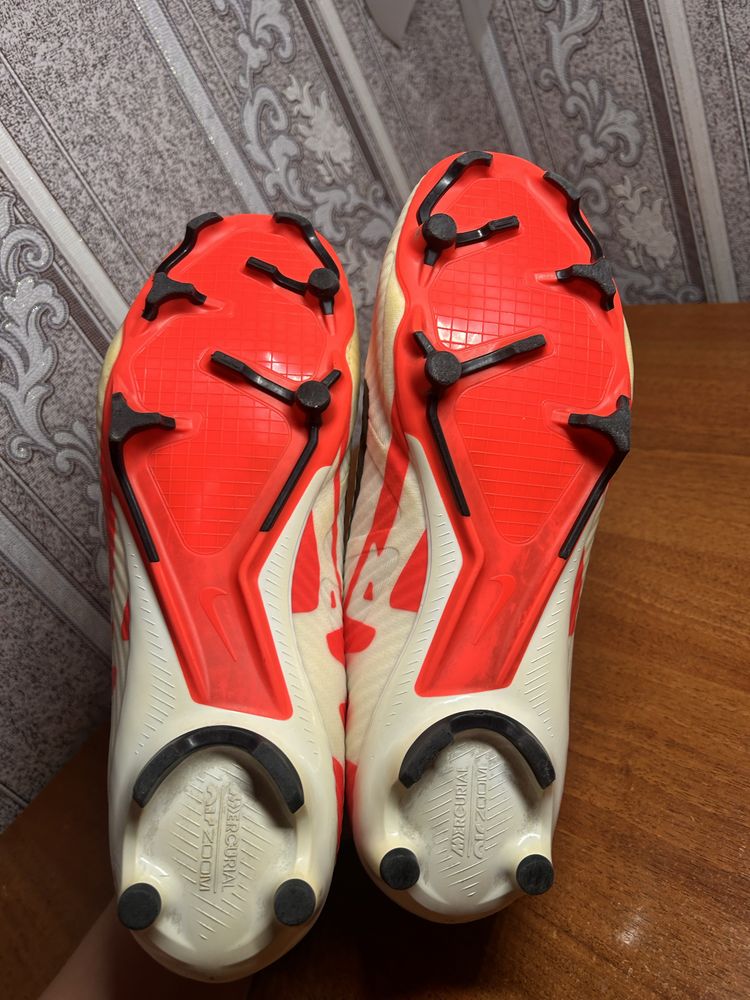 Оригінал! Копочки NIKE MERCURIAL VAPOR 15 ACADEMY, розмір 44(28 см)