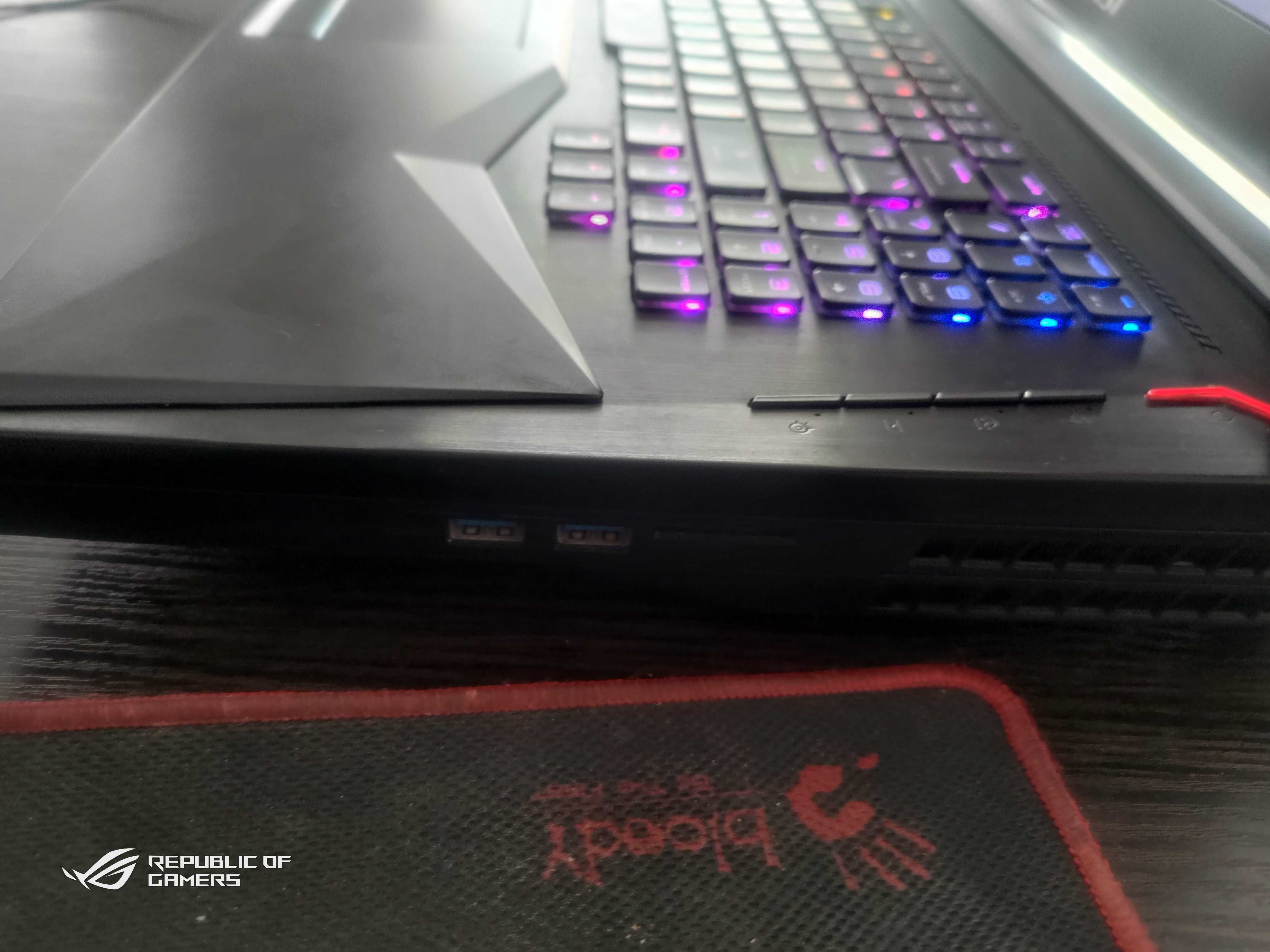 MSi GT75. i-7 8750h.Ram 16gb.SSD-2ps.raid-0 1tb.HDD-1tb. Gtx-1080 8gb
