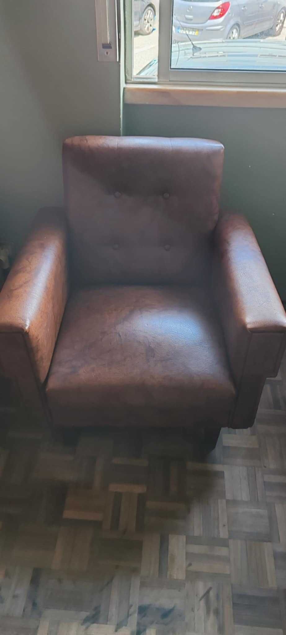 Sofá cama de 4 lugares + 2 sofás de 1 lugar