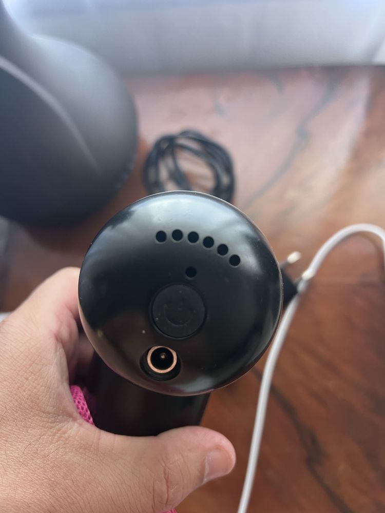 Pistola de massagem desportiva