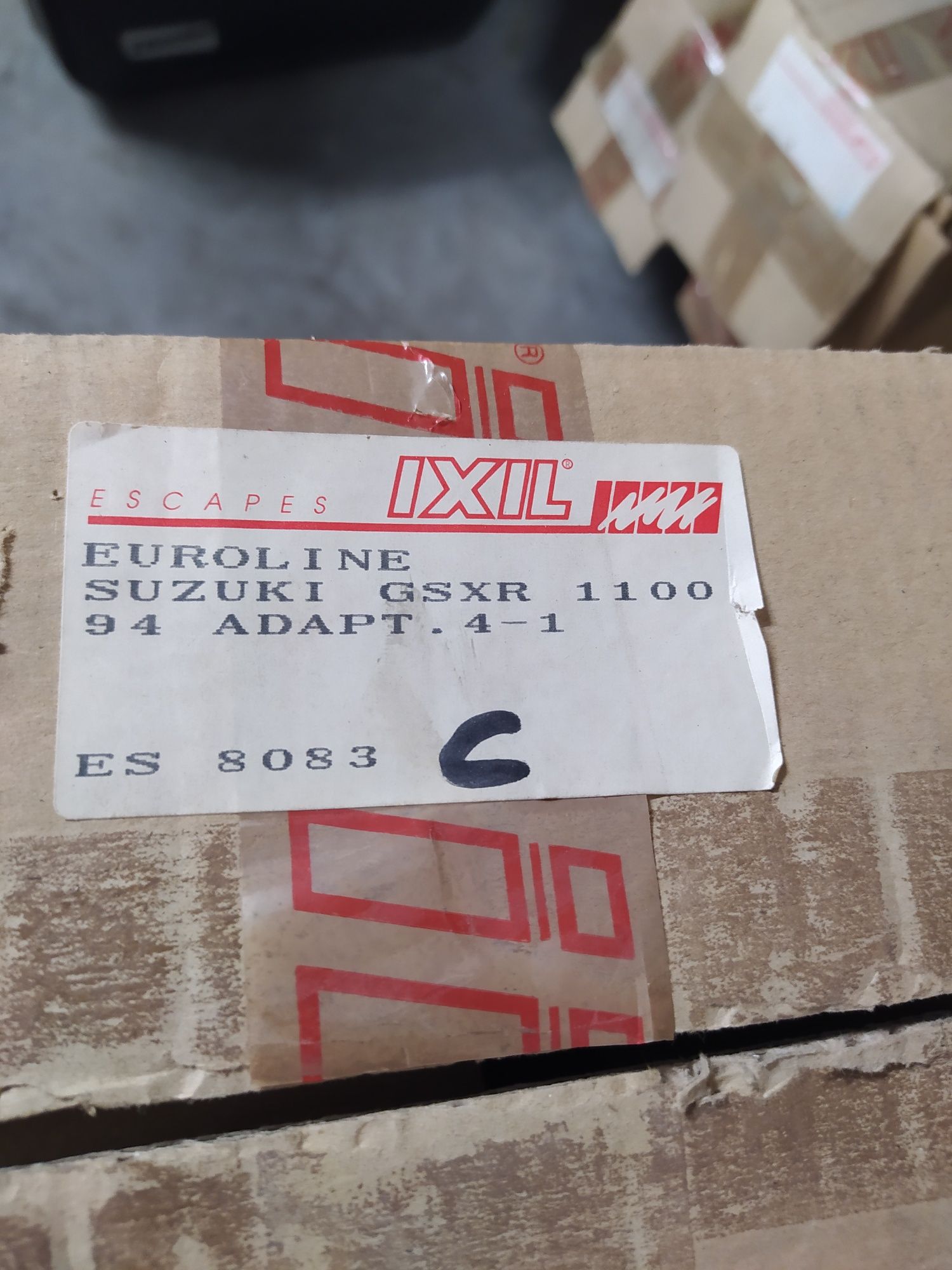 Suzuki GSX R W 1100 wydech tłumik komin IXIL Carbon