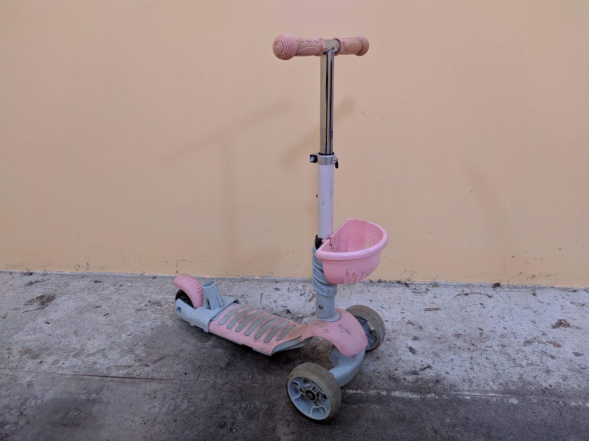 Дитячий триколісний самокат Scooter