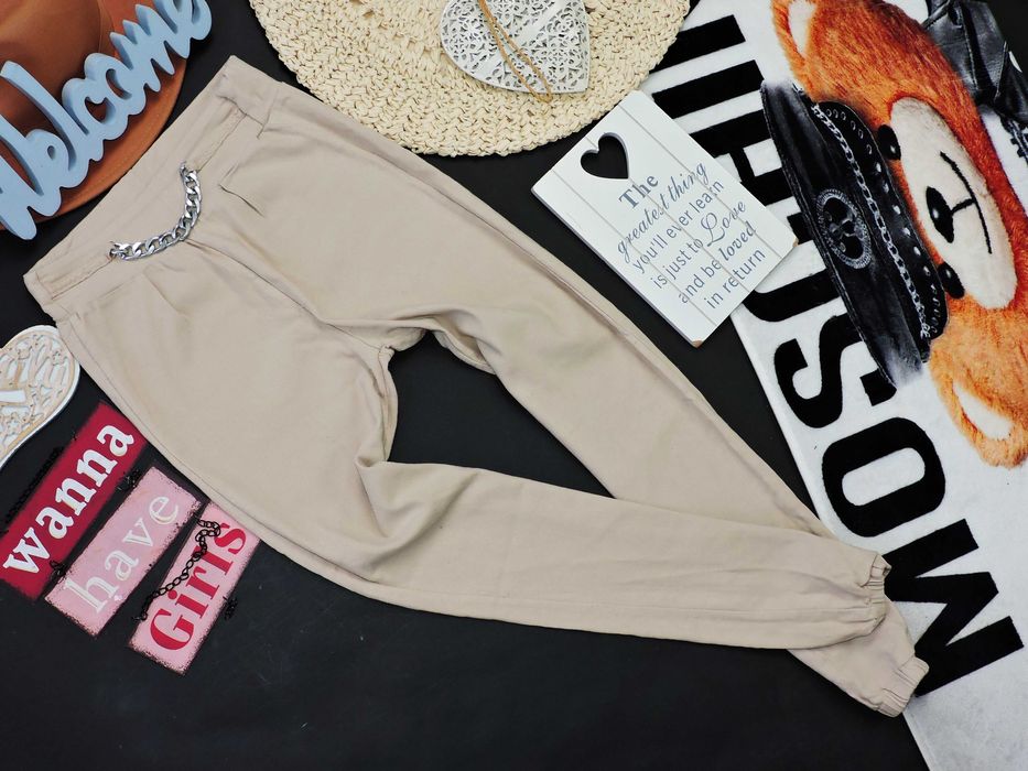 Italy - beżowe spodnie pumpy łańcuch r 146/152