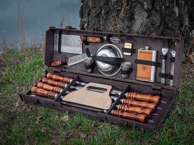 Набір шампурів у кесі Шампура на подарунок в кейсі Нобор для шашлику