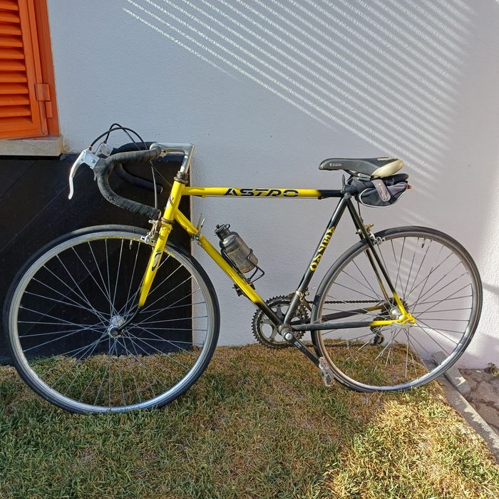 Bicicleta de corrida (estrada)