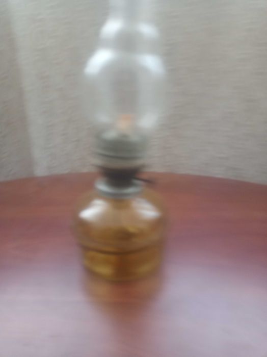 Продам керосиновую лампу