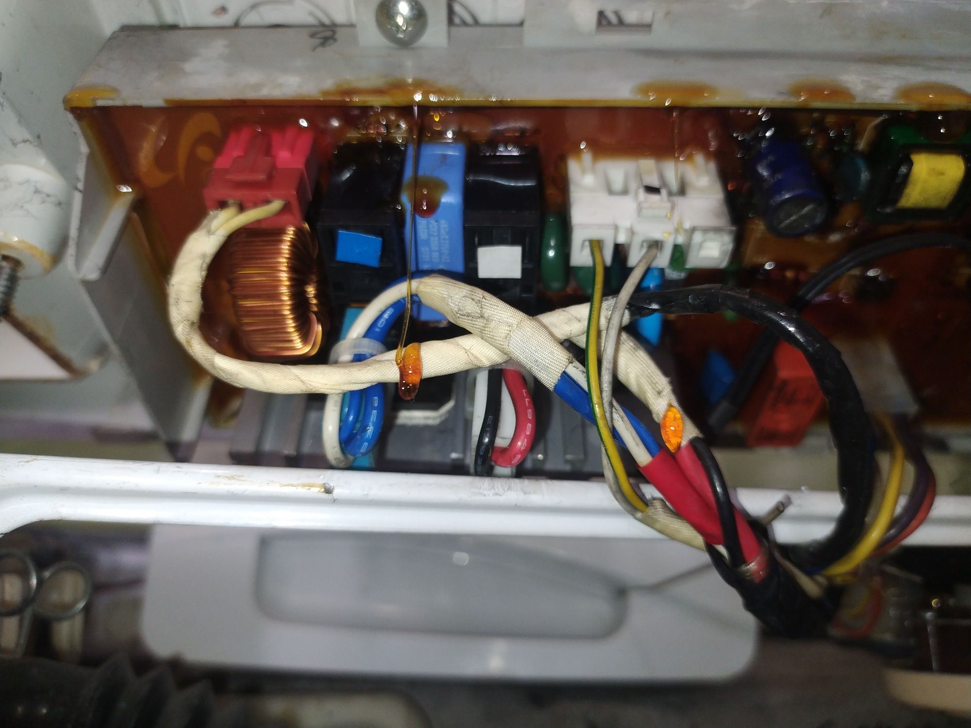 Продам на запчасти samsung wf6520n7w