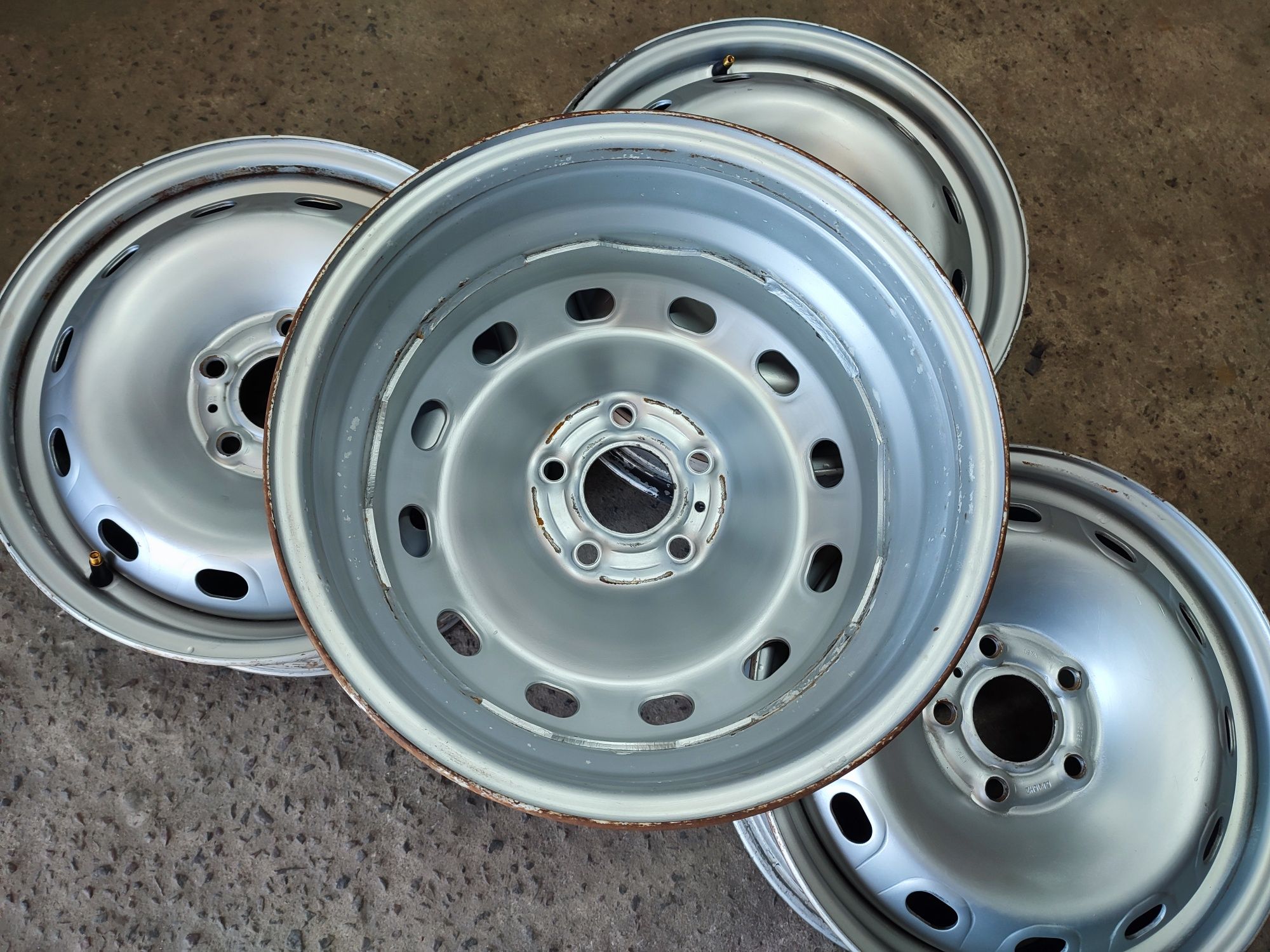 Диски 5/114.3 R16 Renault Traffic Daster Opel Vivaro