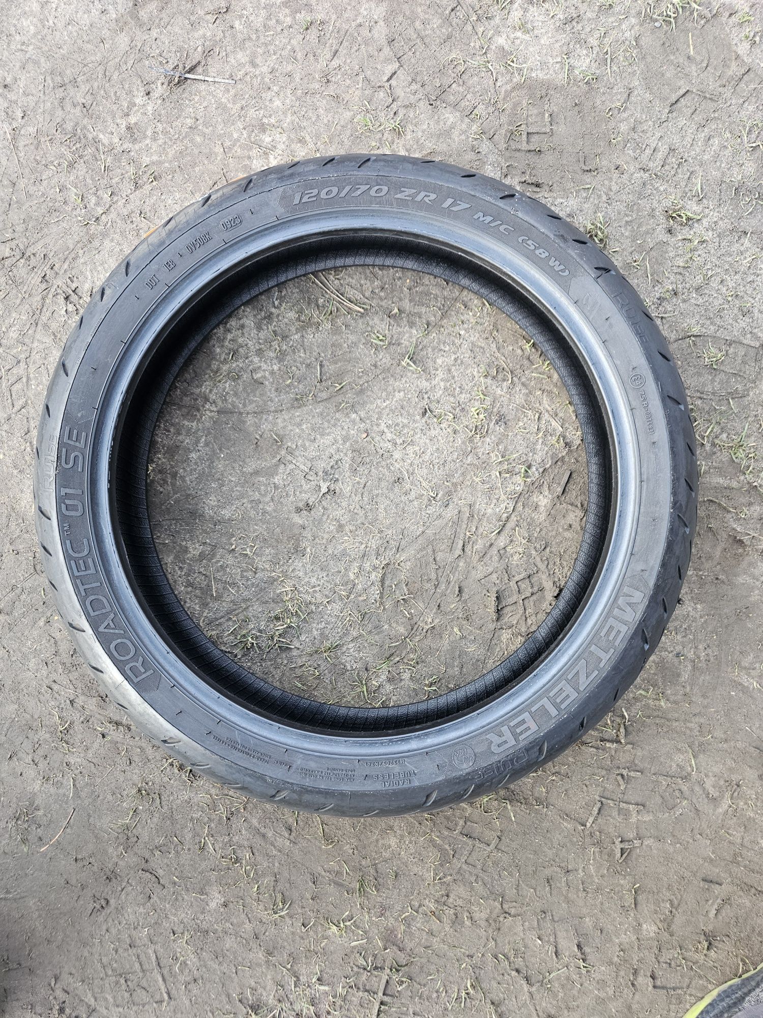 Metzeler RoadTec Q1 120/70R17 Dot 0923 Nr.1123