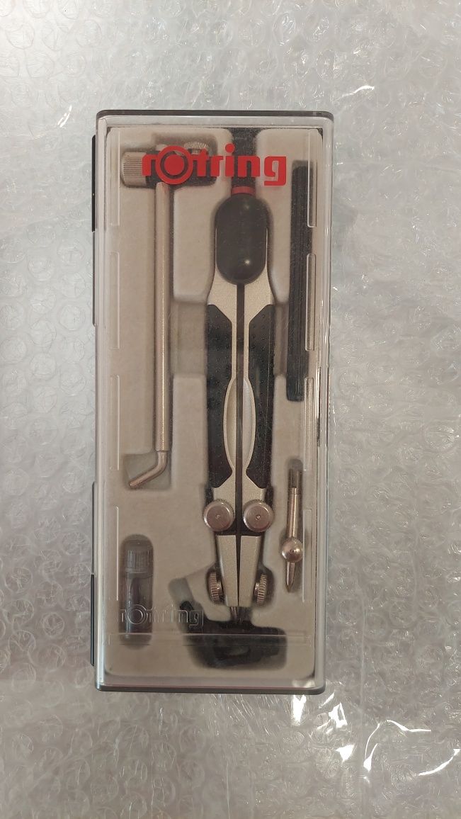 Material de desenho técnico- ideal para Geometria Descritiva