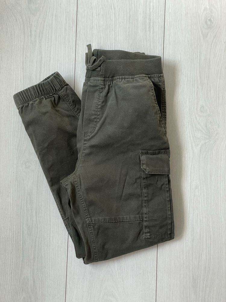 Джинси / Джогери ( хакі) H&M 146 р.