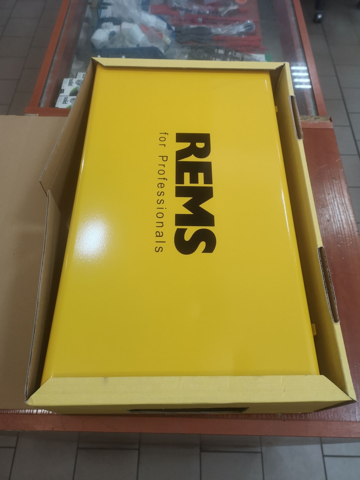 Zaciskarka Rems Akumulatorowa Press