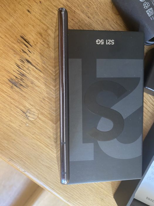 Samsung s 21 ( 8 /256)