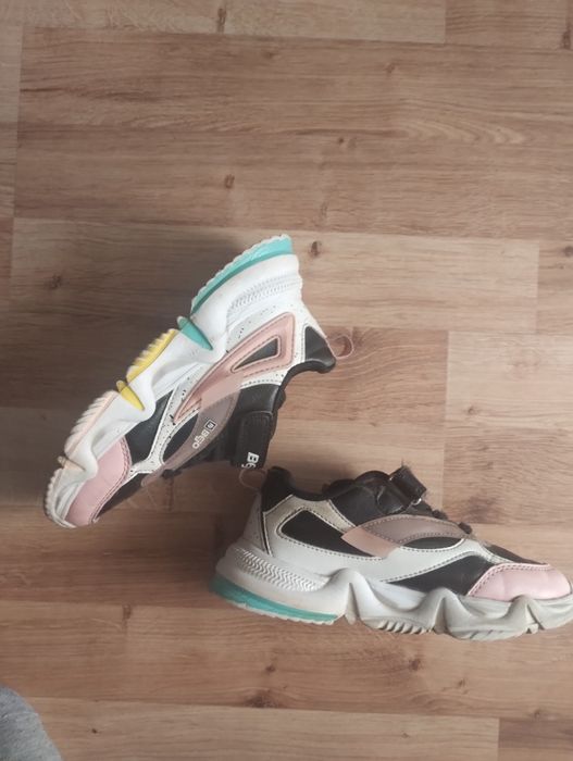 Sneakersy dziewczęce 29