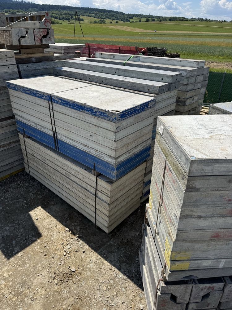 Szalunki ścienne Alu Doka Framax / Ringer 199m2