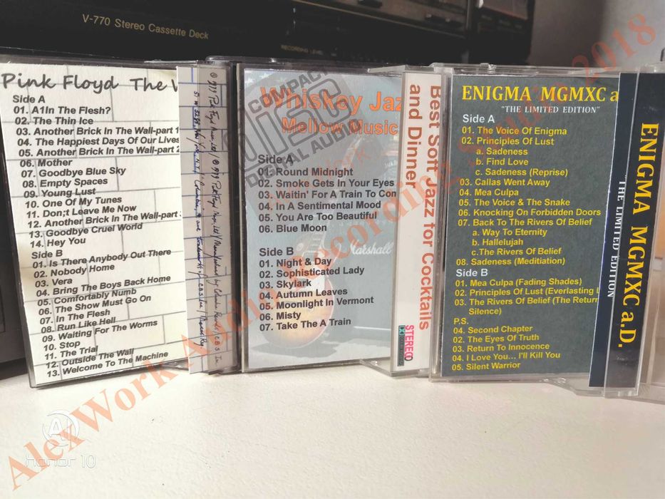 Аудиокассеты: Pink Floyd, Enigma, Whiskey Jazz, Madonna, Disco 80-90's