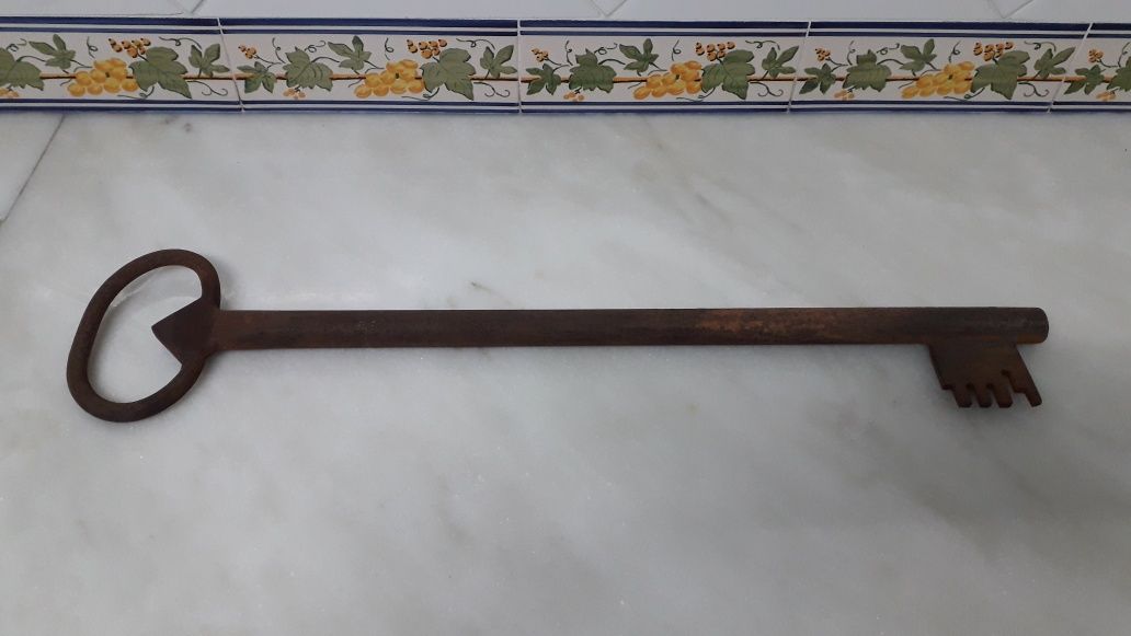Chave ferro antiga (55 cm compr.)