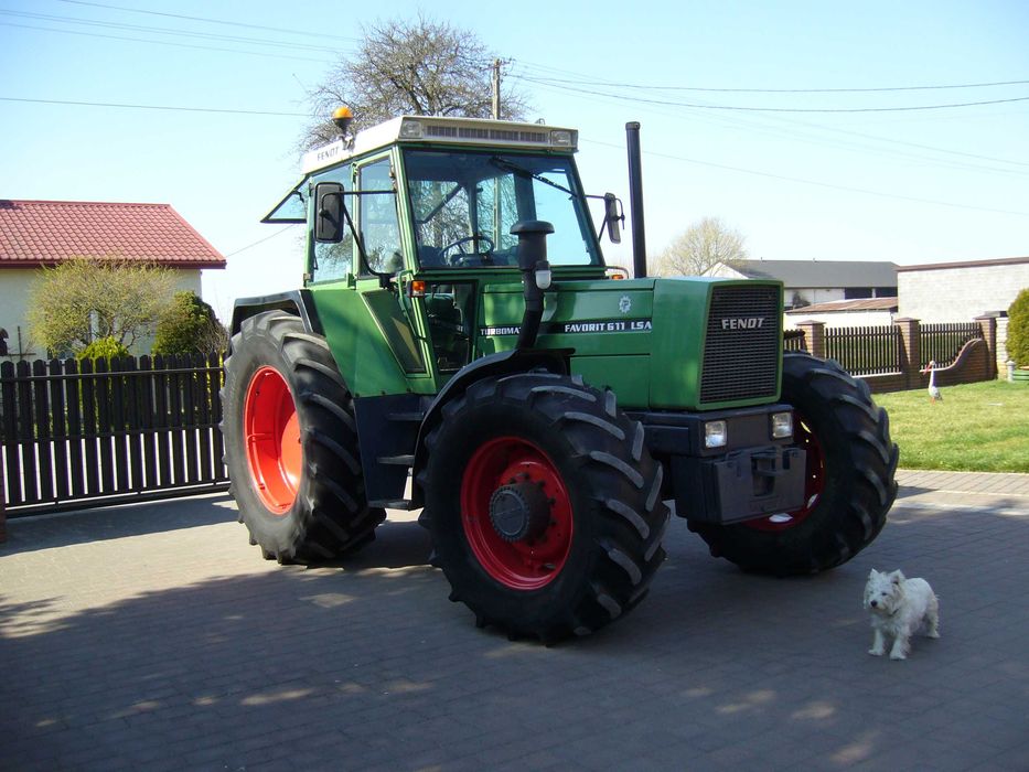 Ciągnik Fendt 611 LSA  612LSA 614LSA 615LSA