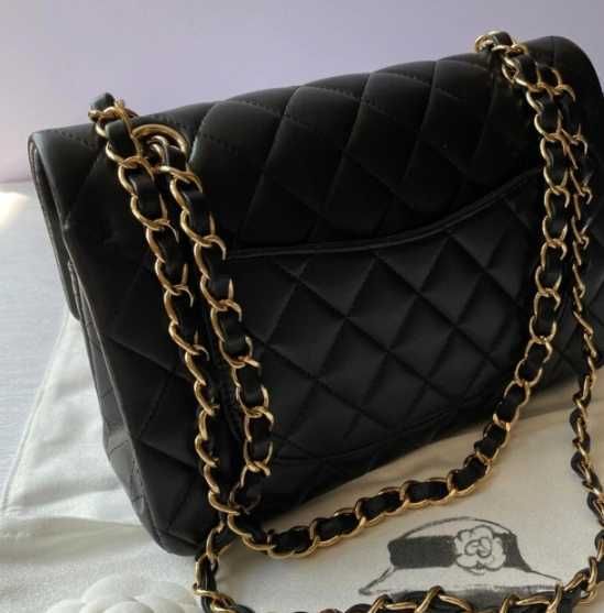 Chanel classic flap