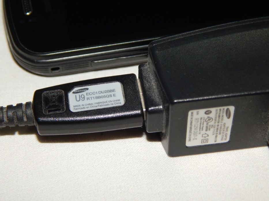 CDMA смартфон Samsung SCH-R720.