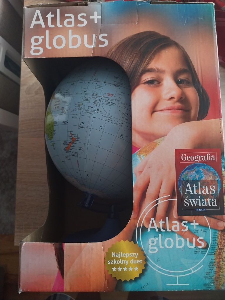 Globus świata - nowy