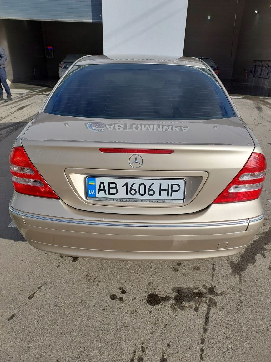 Продам Mercedes-Benz C200 w203 кузов