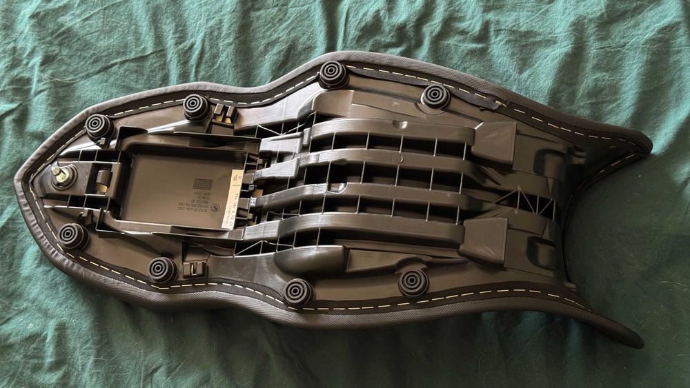 Сидіння мотоцикла BMW F900XR (52539480752)