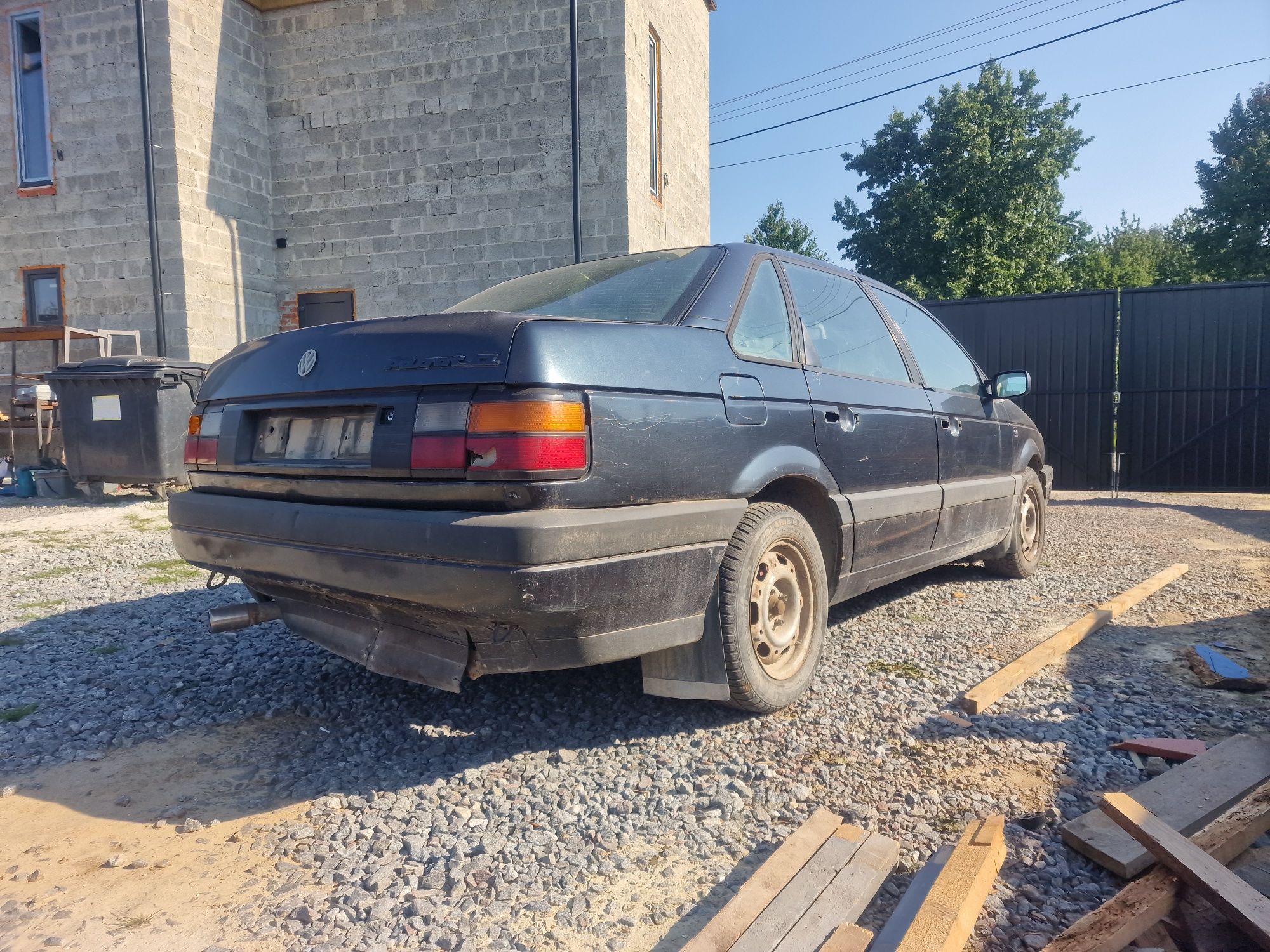 Volkswagen Passat B3 розбірка по запчастинах