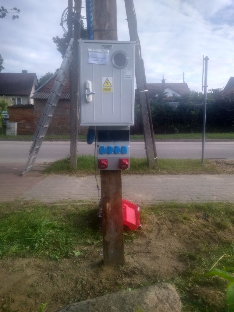Elektryk, przyłącza budowlane, instalacje w domach