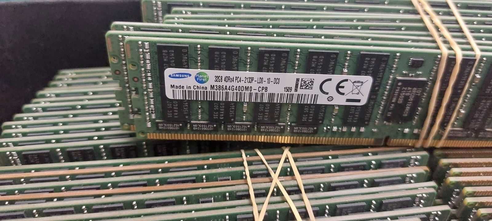 Pamięć serwerowa Samsung 32GB DDR4 ECC Registered (PC4-2133P)