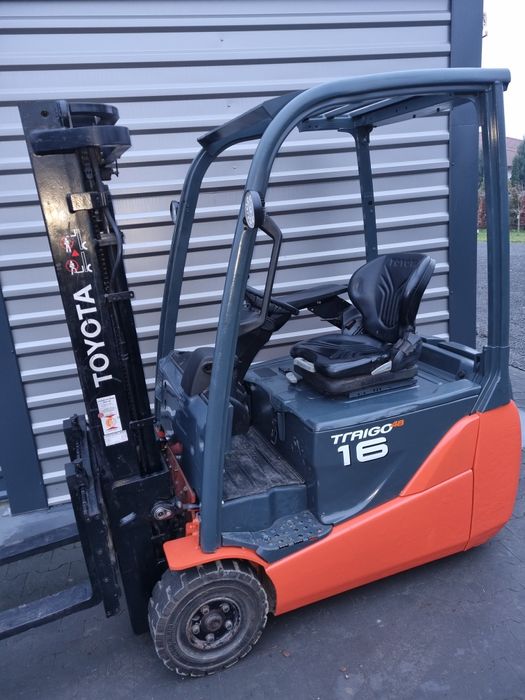 Wózek widłowy elektryczny Toyota Triplex 2015rok