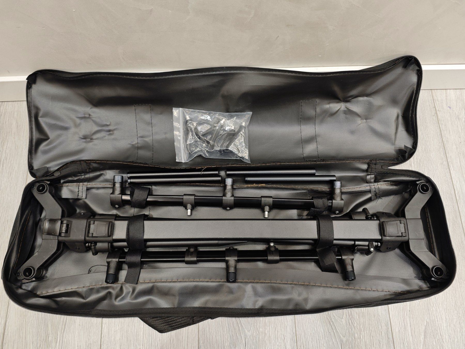 Род-под JSFUN Carp Rod Pod Set на 3 вудлища з телескопічними ніжками