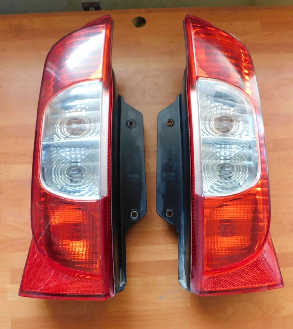 lampa lewa prawa tył NEMO BIPPER QUBO EUROPA