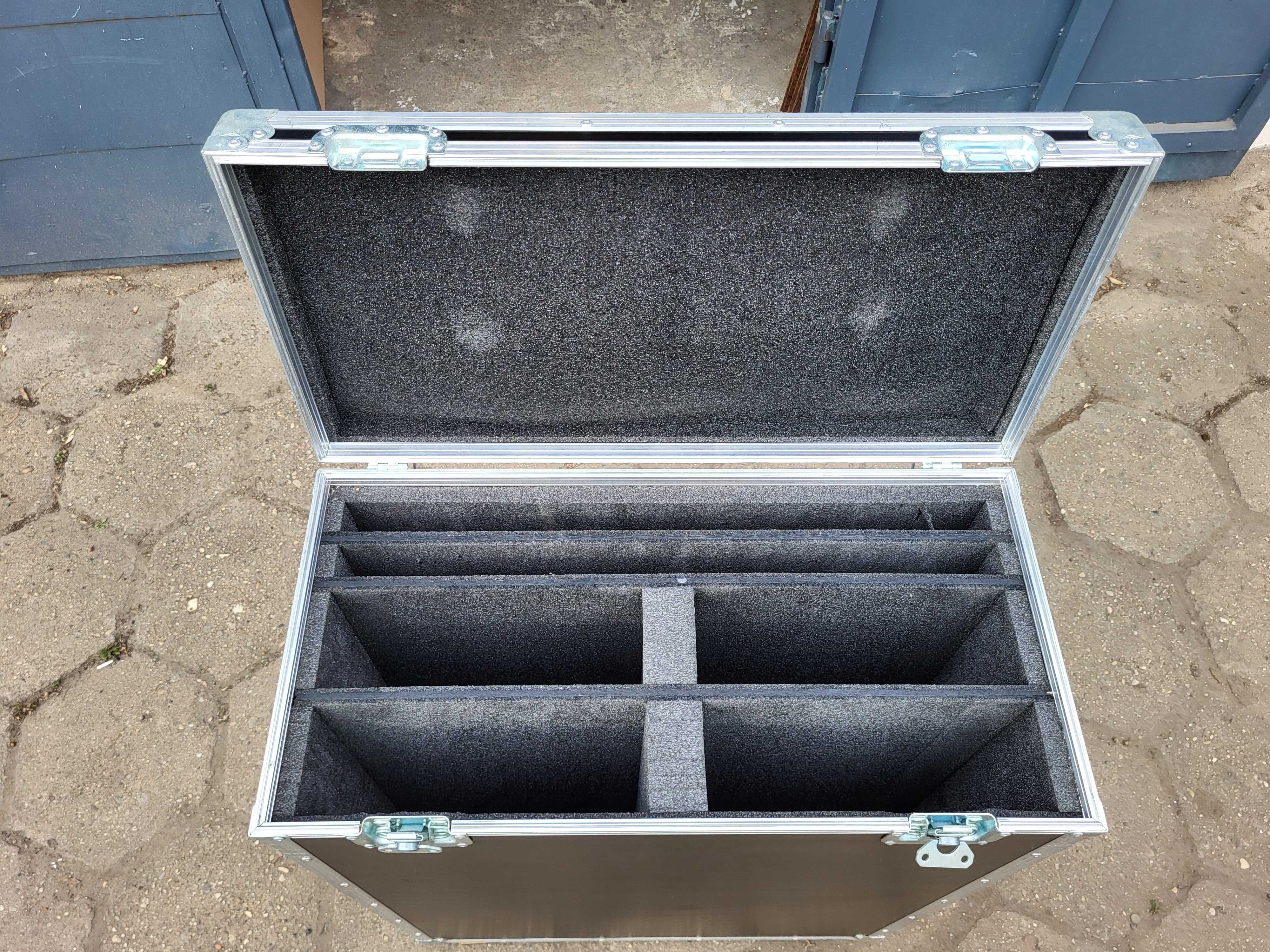 Case 69x34x87 , koła // FAKTURA (dostępne więcej)
