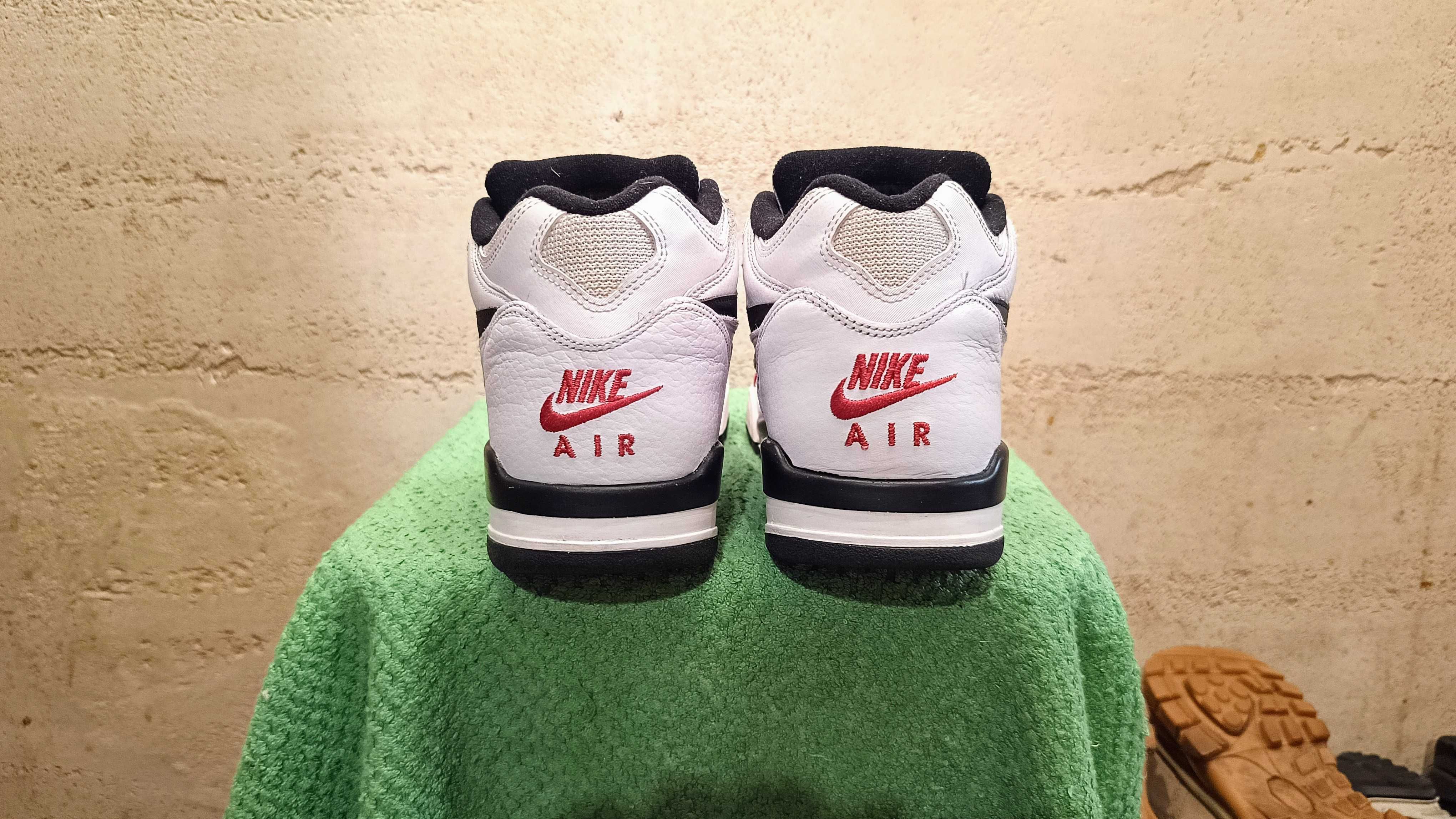 Buty do koszykówki NIKE AIR FLIGHT 89 r.44 skóra stan bardzo dobry