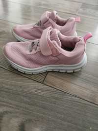 Buty sportowe różowe