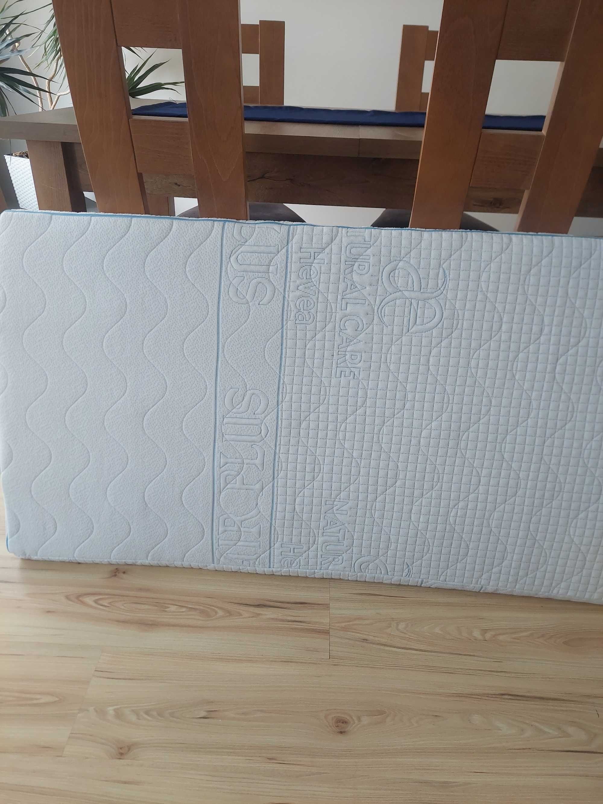 Materac do łóżeczka  dla dziecka 70 x 140